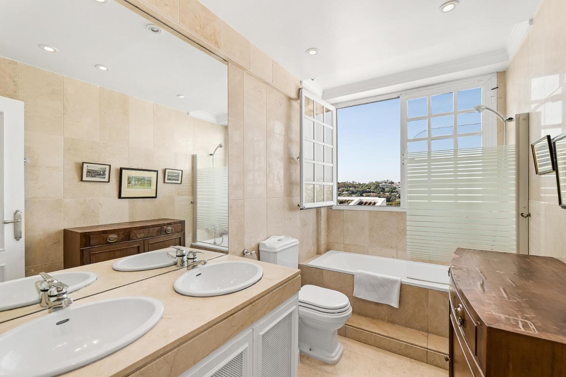 Spacy Stylish Aloha Townhouse * Marbella